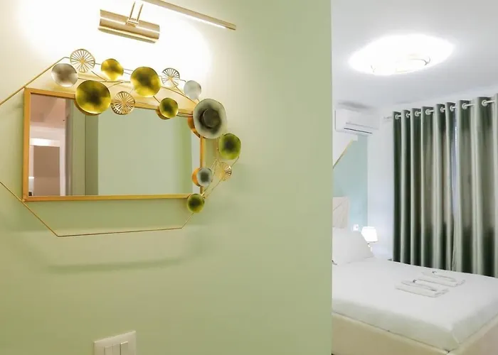 Central Apartment - 2 Bedroom